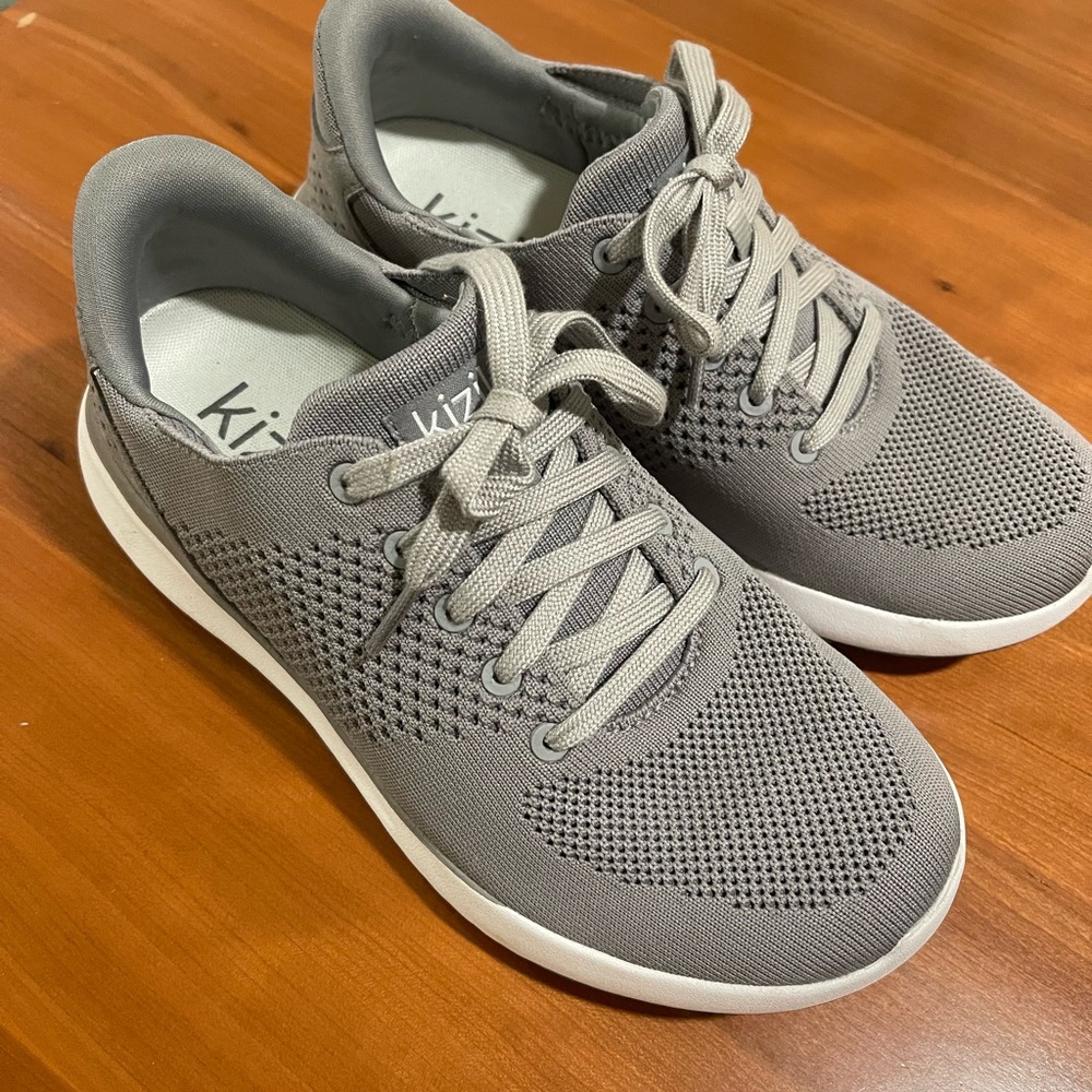 Kizik Gray Lace-Up Sneakers